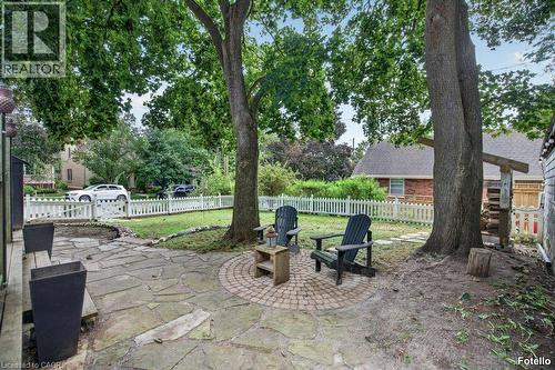32 Lincoln Avenue, Brantford, ON 