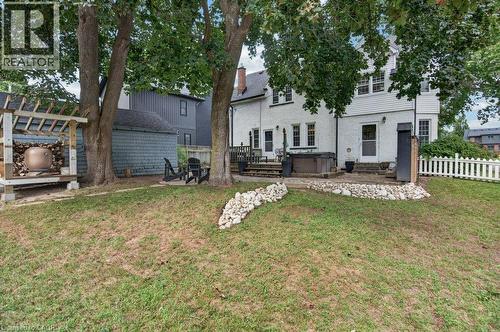 32 Lincoln Avenue, Brantford, ON 