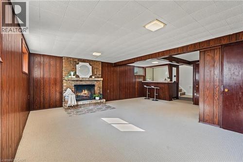 Can YOU see it!! HOLIDAYS are here this year!! Space for everyone!! - 589 Mohawk Road W, Hamilton, ON 