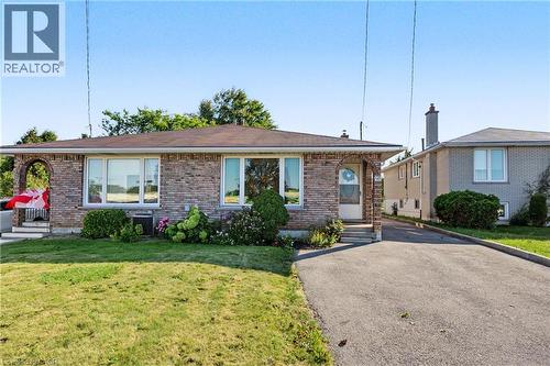 LOVELY semi-detached 4LvlBackSplit on Hamilton's stellar west mountain. - 589 Mohawk Road W, Hamilton, ON 