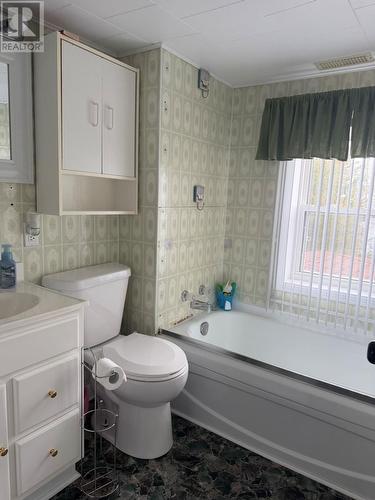3 Banting Street, Musgrave Harbour, NL 