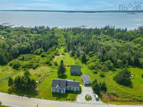 1663 Highway 3, East Pubnico, NS 