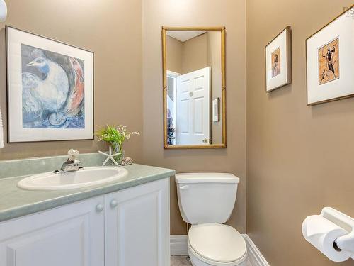 5 Arthur Lismer Court, Bedford, NS 