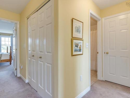 5 Arthur Lismer Court, Bedford, NS 