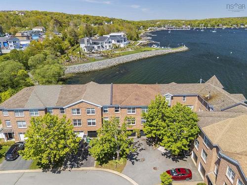 5 Arthur Lismer Court, Bedford, NS 