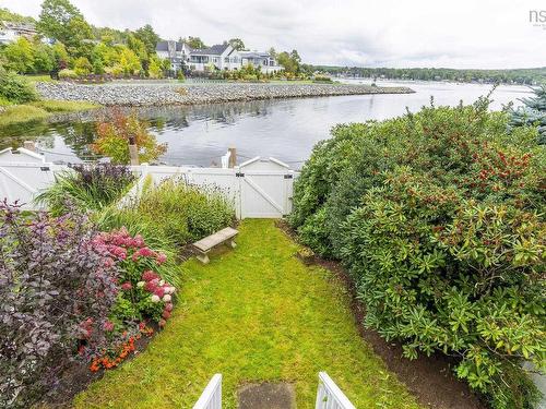 5 Arthur Lismer Court, Bedford, NS 