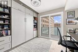 Murphy Bed - 