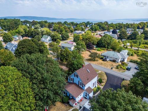 35 King Street, Digby, NS 