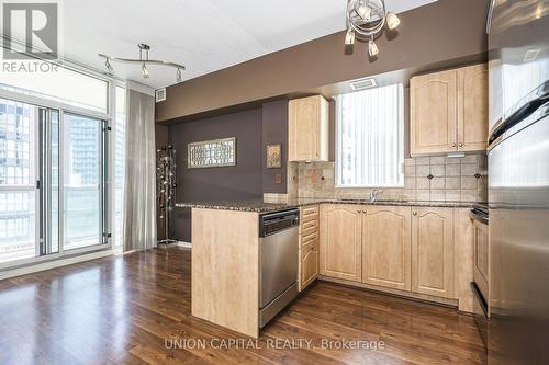 2002 - 509 Beecroft Road, Toronto, ON 