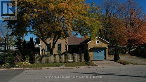 573 Bricker Street, Port Elgin, side porch - 573 Bricker Street, Saugeen Shores, ON 