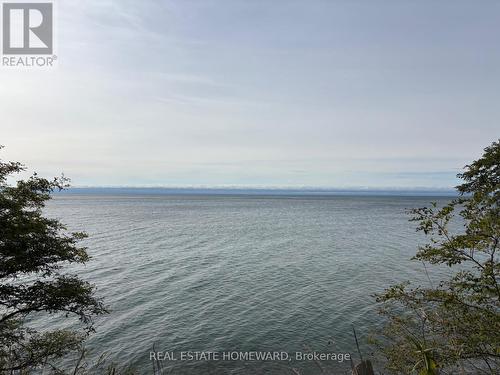 Walking distance to the lake - 388 Blyth Park Road, Cramahe, ON 