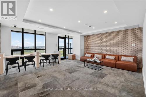 304 - 461 Green Road, Hamilton, ON 
