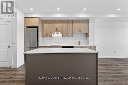 304 - 461 Green Road, Hamilton, ON 