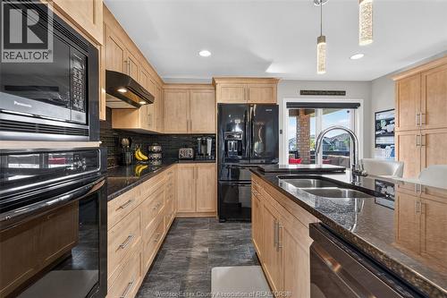 399 Poplar Drive, Lakeshore, ON 