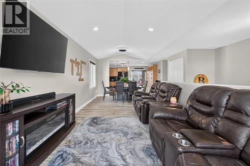 399 Poplar Drive, Lakeshore, ON 