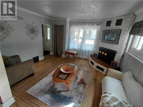 122 Bloor Street, Sudbury, ON 