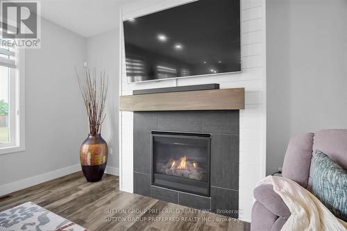 551 Scenic Court, Warwick (Watford), ON 