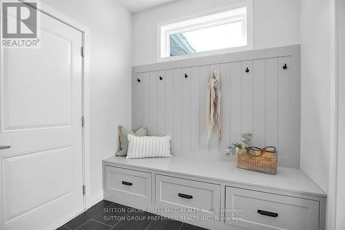 551 Scenic Court, Warwick (Watford), ON 