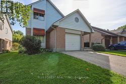 14 DUNDEE PLACE London South (South G), ON N6C 5E6