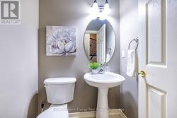 Powder room - 