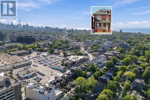 MAIN & BASEMENT - 2279 DUNDAS STREET W , Toronto, Ontario M6R 1X6 3