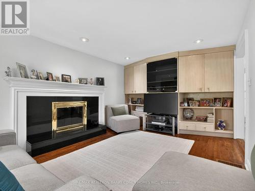 25 Harlington Road, Toronto, ON 