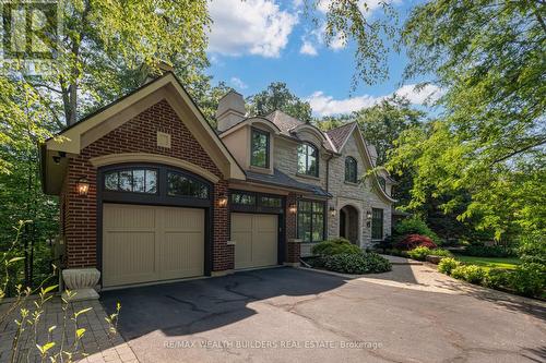 45 SHOREWOOD PLACE  Oakville, ON L6K 3Y3