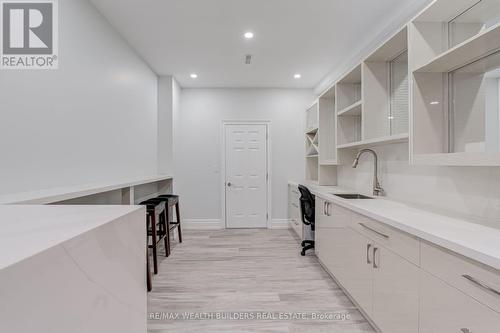 45 Shorewood Place, Oakville, ON 