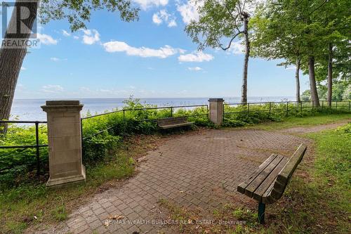 45 Shorewood Place, Oakville, ON 