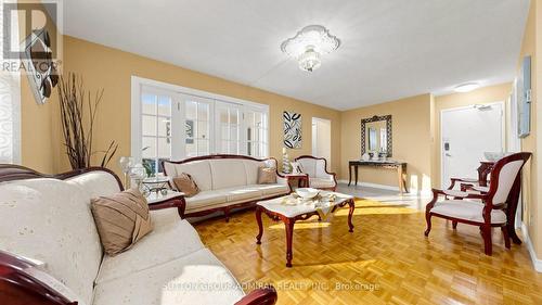 1804 - 2550 Pharmacy Avenue, Toronto, ON 