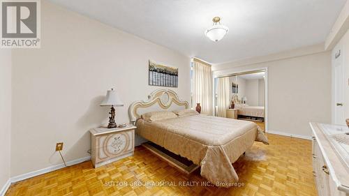 1804 - 2550 Pharmacy Avenue, Toronto, ON 