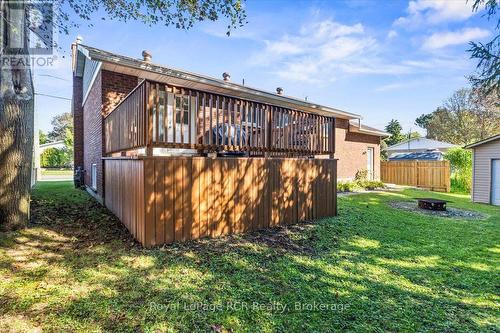 Deck - 513 6Th Street, Hanover, ON 