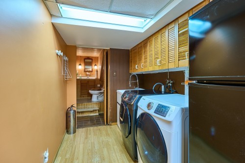 Salle de lavage - 648 Mtée Des Trente, Mont-Saint-Hilaire, QC 
