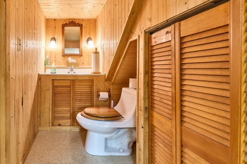 Salle d'eau - 648 Mtée Des Trente, Mont-Saint-Hilaire, QC 