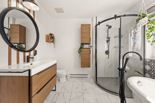 Salle de bains - C-24 Rue Des Érables, Saint-Rémi, QC 