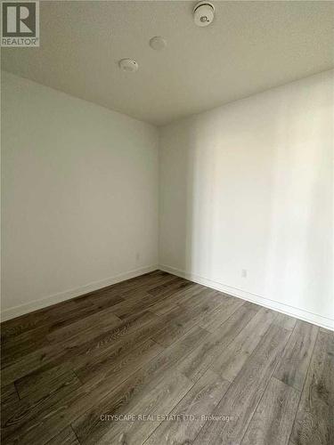 B203 - 3200 DAKOTA COMMON COURT , Burlington, Ontario L7M 2A8 3