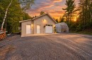 Garage - 9 Rue Des Horizons, Mont-Blanc, QC 