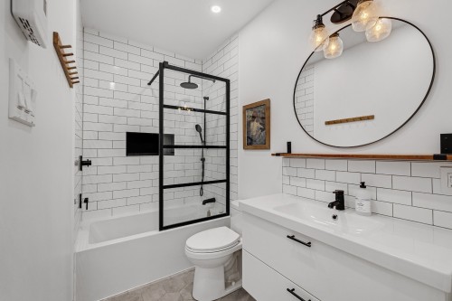 Salle de bains - 6724 Rue De Bordeaux, Montréal (Rosemont/La Petite-Patrie), QC 