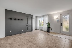 Salon - 