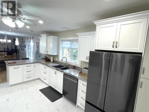 15 Twomey Drive, Botwood, NL 