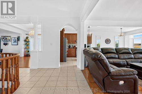 FAMILY ROOM LEFT - 140 Copeland Crescent, Innisfil, ON 