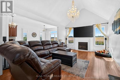 FAMILY TO BACKYARD - 140 Copeland Crescent, Innisfil, ON 