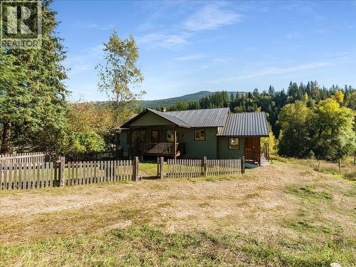 3168 Pass Creek Road, Crescent Valley, BC 