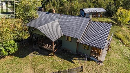 3168 Pass Creek Road, Crescent Valley, BC 