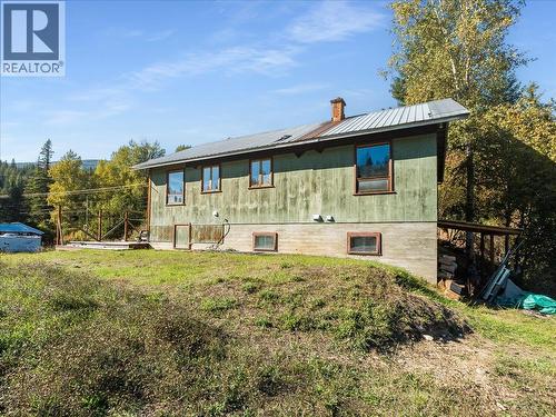 3168 Pass Creek Road, Crescent Valley, BC 