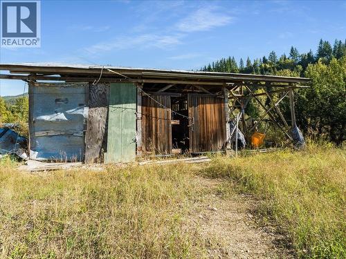 3168 Pass Creek Road, Crescent Valley, BC 