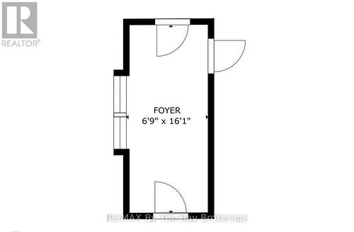 Foyer - Breeze Way to Back Patio and Garage Access - 2 Red Oak Drive, Wasaga Beach, ON 