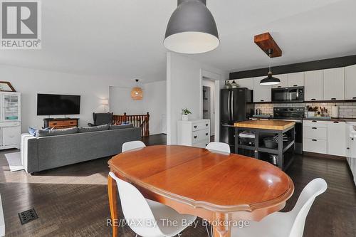 Open Concept Dining to Kitchen and Living Area - 2 Red Oak Drive, Wasaga Beach, ON 