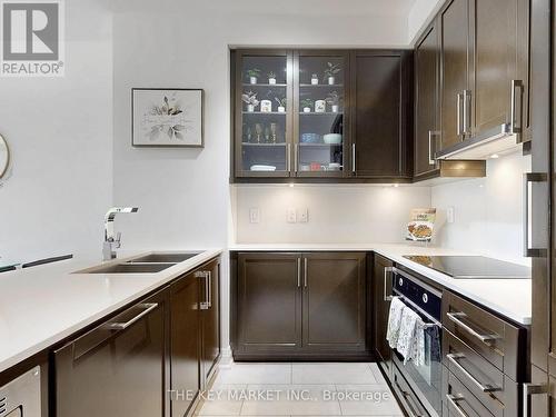 217 - 21 Clairtrell Road, Toronto, ON 