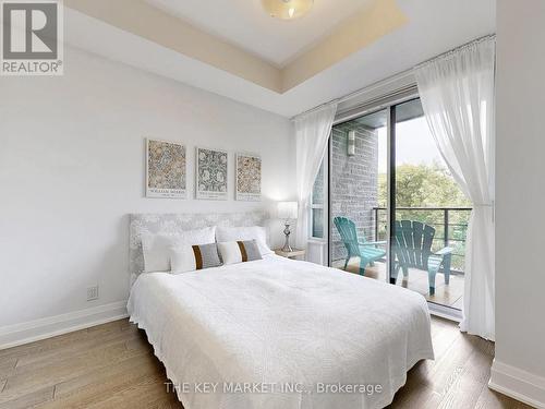 217 - 21 Clairtrell Road, Toronto, ON 
